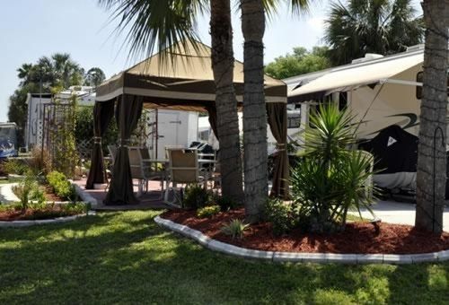 Winter Quarters Pasco Rv Resort - Campground Land O' Lakes Extérieur photo